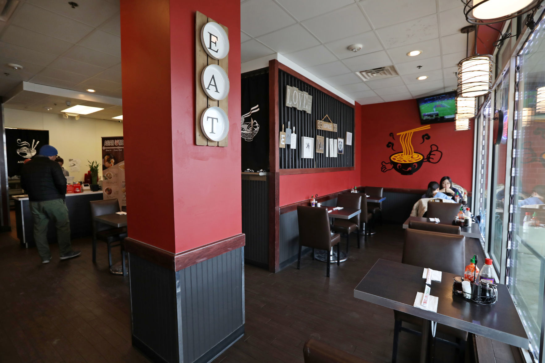 Asian Noodle interior